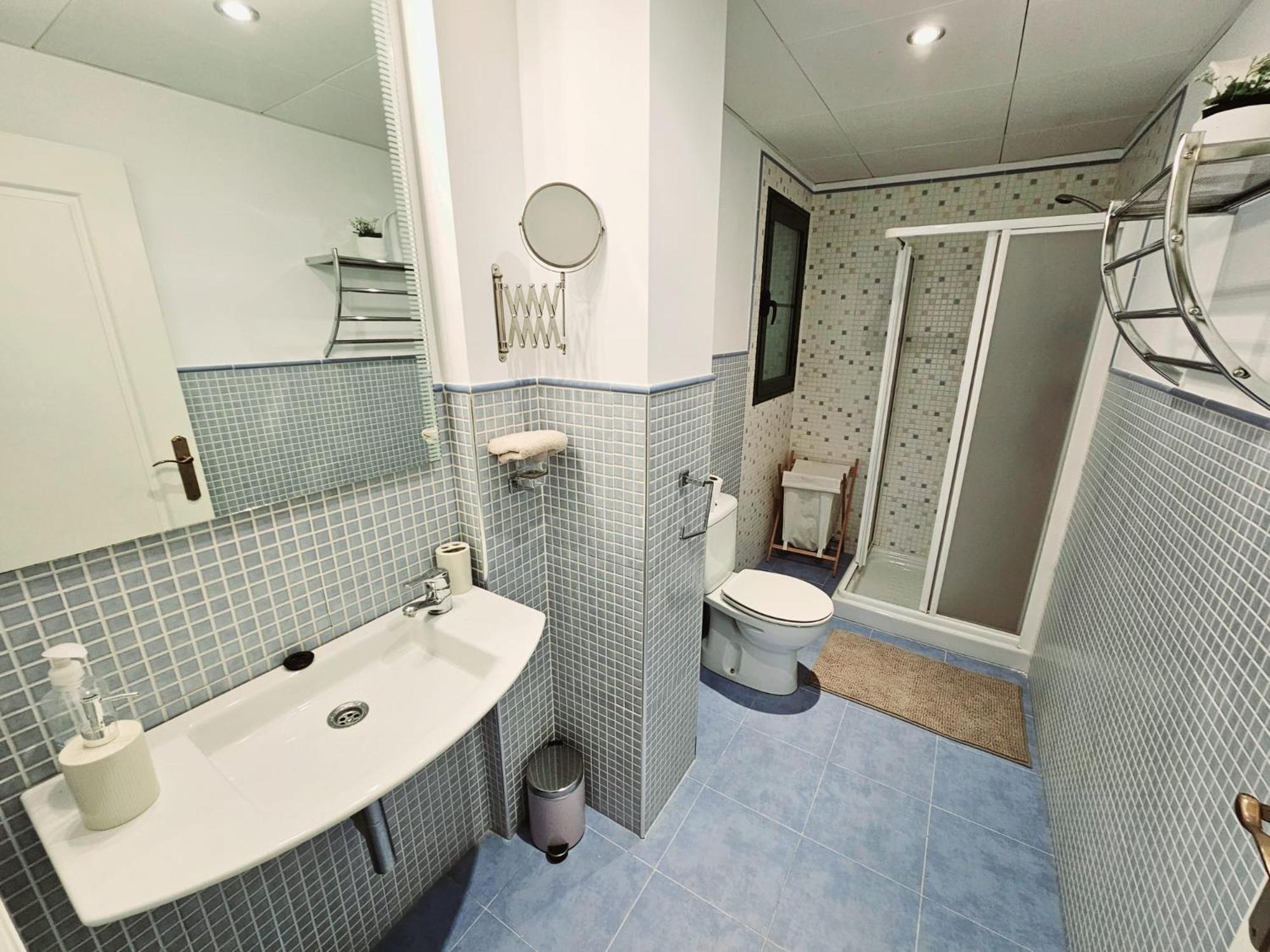 Zafir With 2 Bedroom And Private Garden Málaga