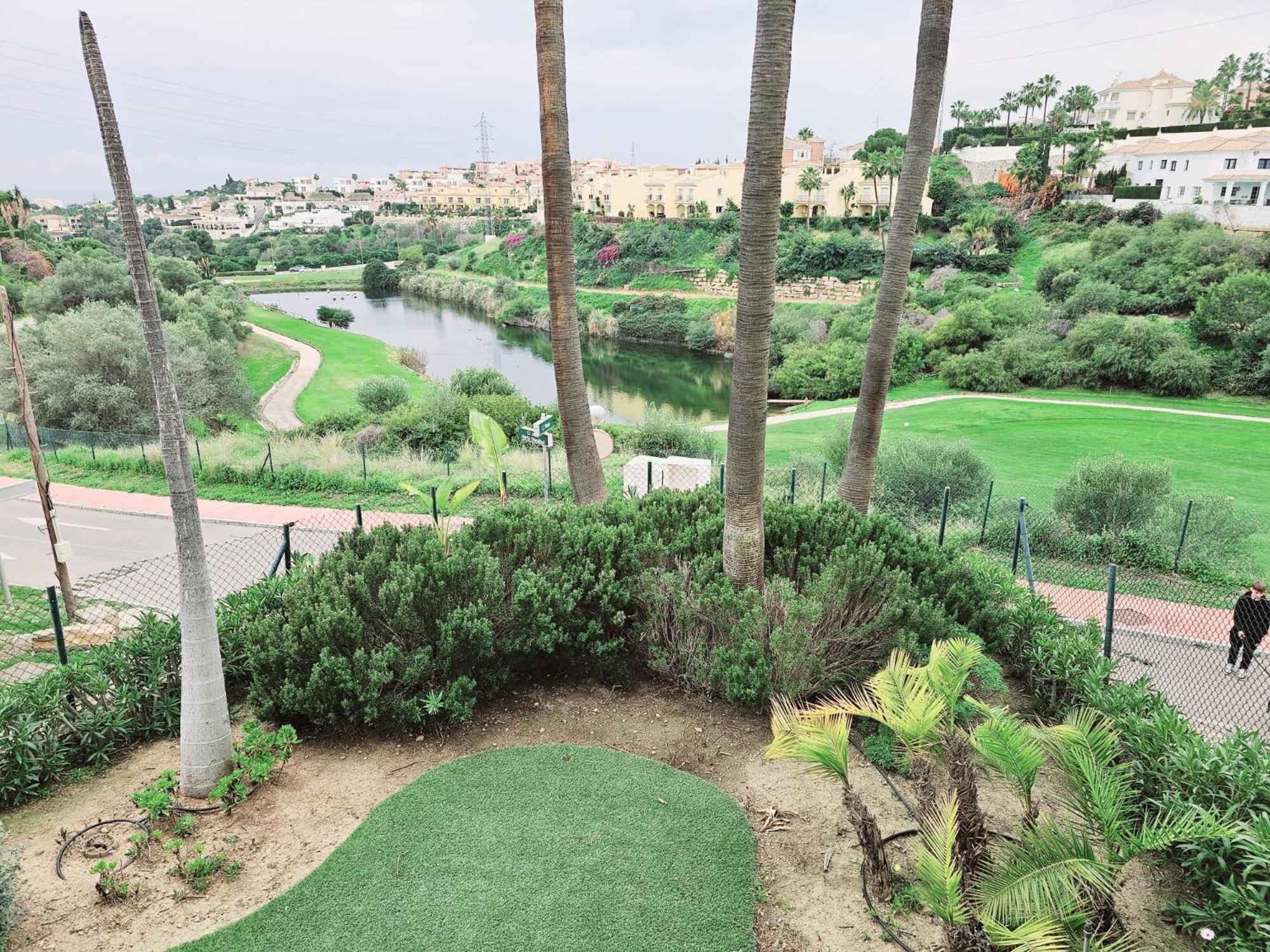 Zafir With 2 Bedroom And Private Garden * Málaga