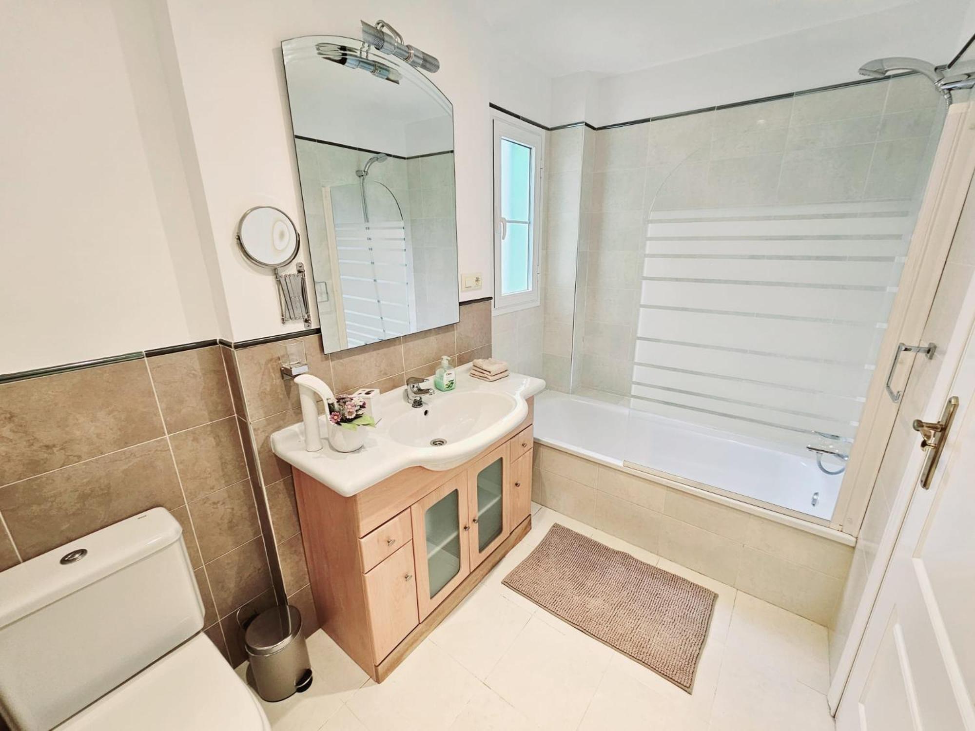 Zafir With 2 Bedroom And Private Garden *